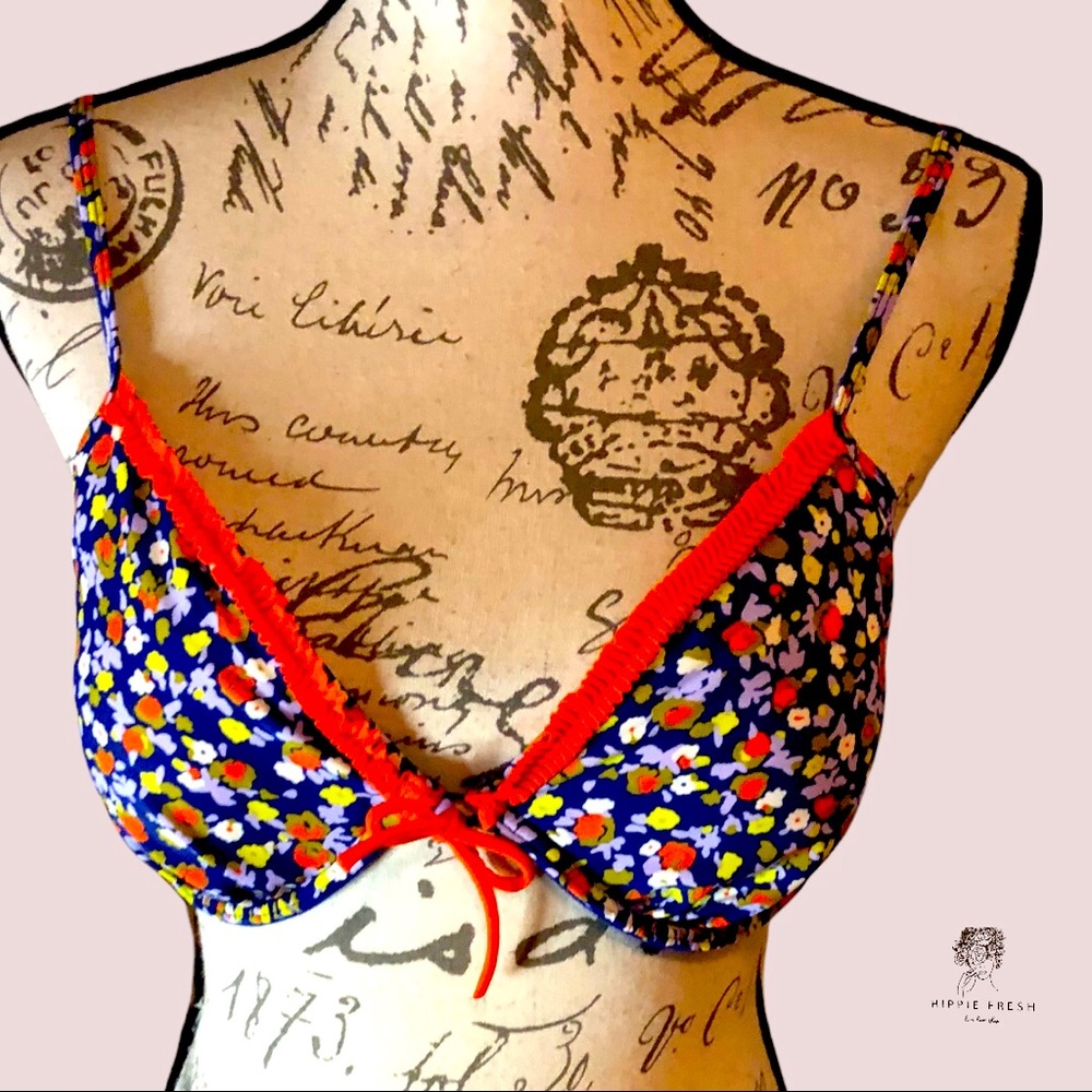 Boden Multi Colored Floral Print Bikini Top Size 34C